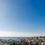 Marlea Sea-view Apartament *