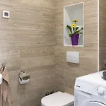 Marlea Sea-view Apartament *