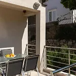 Marlea Sea-view Apartament