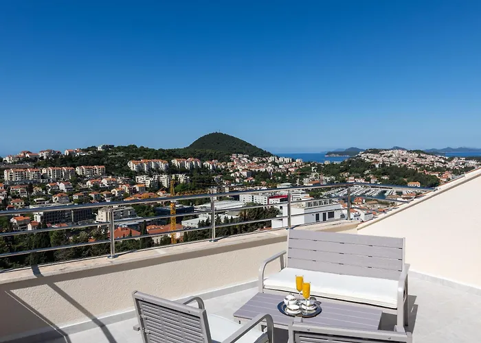 Marlea Sea-view Apartman *